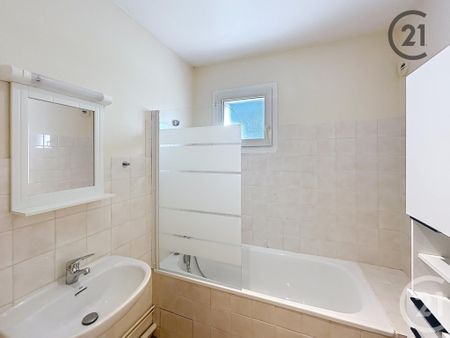 Location Appartement 1 pièce 27m² TROYES 10000 - Photo 5