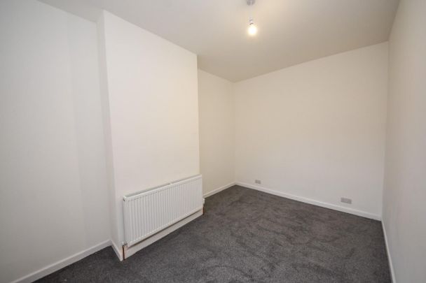 2 bed House - Mid Terrace for Rent - Photo 1
