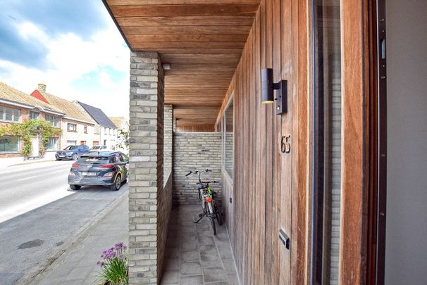 Prachtige BEN-woning (2019) in centrum Diksmuide met 3/4 slaapkamers en zuidgerichte tuin! - Foto 1