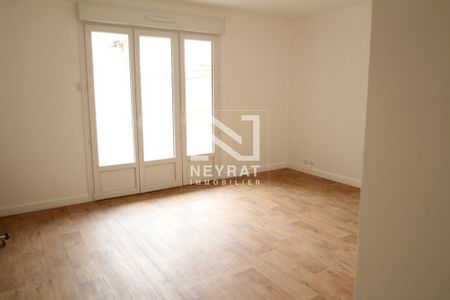 Location Appartement 2 pièces 60m² AUTUN 71400 - Photo 2