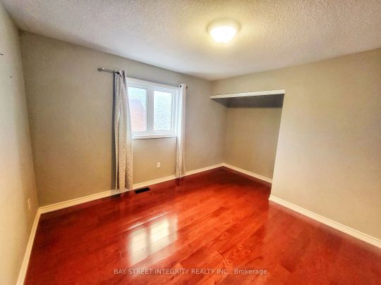 Detached Home For Lease | N9249654 - Photo 1