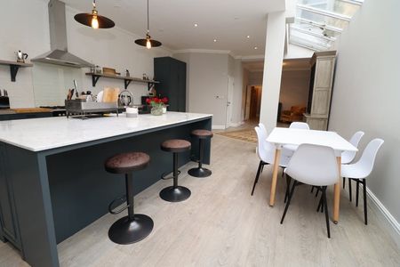 Room in a Shared House, Shakespeare Road, W3 - Photo 4