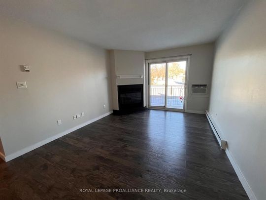 For Lease - 221 North Park Street Unit# 201, Belleville, Ontario - Photo 1
