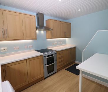 2 bedroom detached house to rent - Photo 5