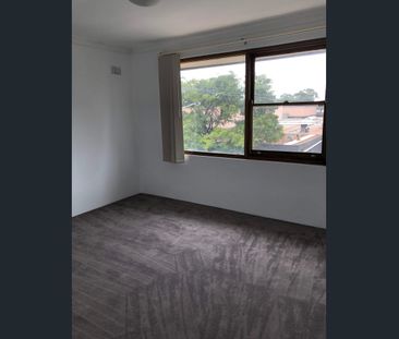 FRONT FACING APARTMENT - Photo 4