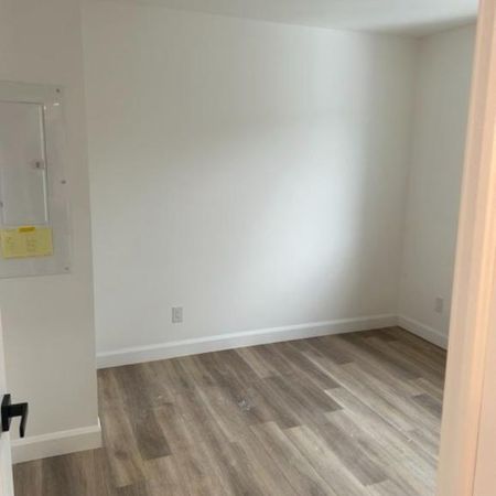 Appartement 3 ½ à louer Magog – Rez‑de‑chaussée – Triplex rénové - Photo 4
