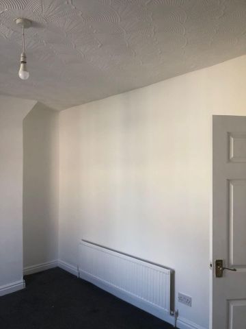 2 Bed Terraced House, Sunbeam Road, L13 - Photo 4