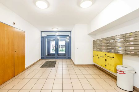 Ab 15. Dezember! Nahe U3! Zentrale 2-Zimmer-Wohnung inkl. Stellplatz zu vermieten! - Photo 3