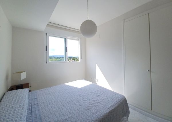 LONG TERM RENTAL. 3 bedroom penthouse apartment for rent with large own large terrace