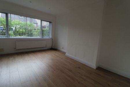 Hurstway Close, FUlwood, PRESTON PR2 9TU - Photo 2