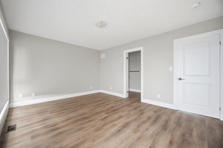 For Lease - 57 Keystone Trail, Welland, Ontario - Photo 4