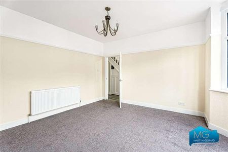 Lincoln Crescent, Enfield, EN1 - Photo 4