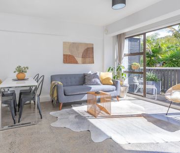 Beautiful 2 bedroom Apartment - Photo 4