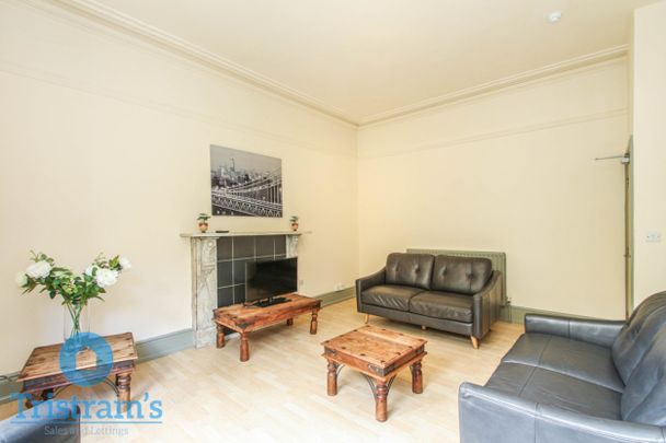 7 bed Flat for Rent - Photo 1
