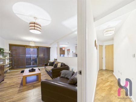 2 bedroom flat to rent - Photo 4