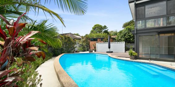 Family Home in the Heart of Mona Vale - Photo 3