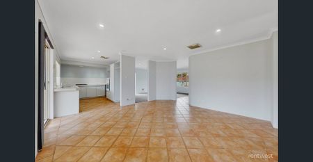 Comfort Meets Prime Location - Photo 5