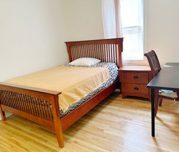 4887 Av. Montclair Montréal (Côte-des-Neiges, QC H4V - Photo 3