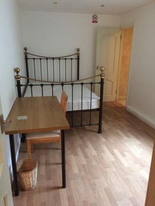 4 Bed Flat, Hurlingham Road, BS7 - Photo 1