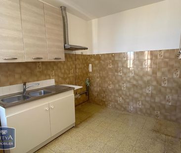 Location Appartement 4 pièces 99m² CLERMONT L HERAULT 34800 - Photo 1