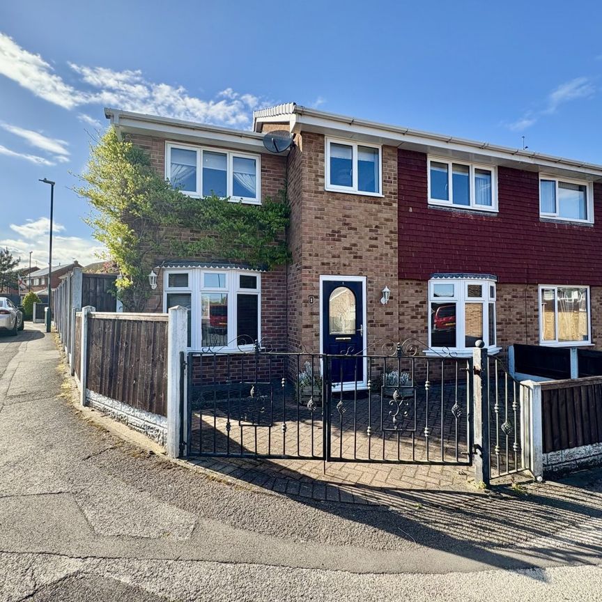Fenroth Close, Snapewood, Nottingham - Photo 1