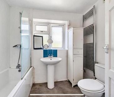 4 bedroom terraced house to rent - Photo 5