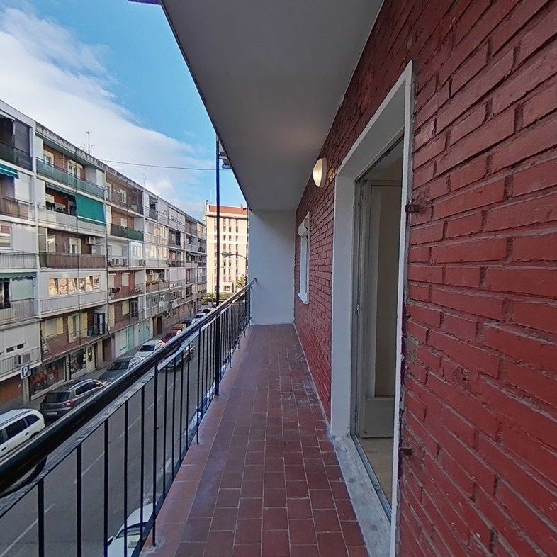 Piso en alquiler, C/ Artajona , , M120258 - Photo 1