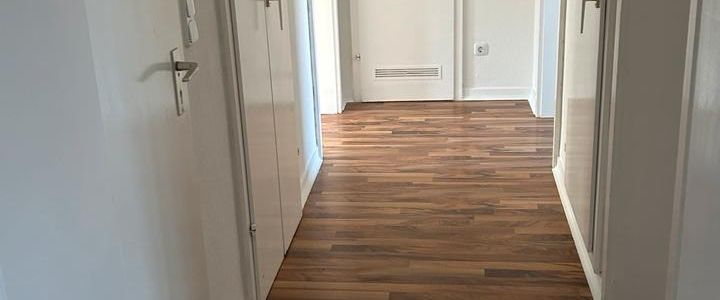 Schöne Drei Zimmer Wohnung in Lörick - Foto 1