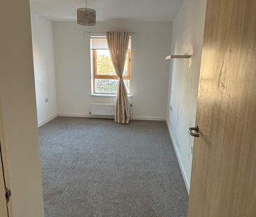 2 Bed Penthouse, Eglinton Court, G5 - Photo 2