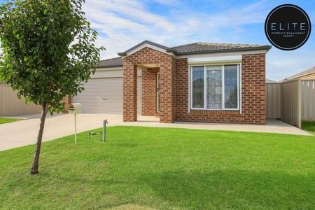 17 Castleton Street, Wodonga - Photo 2