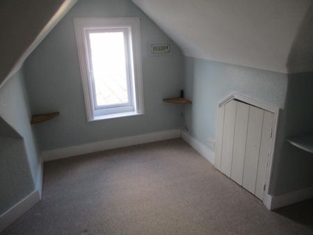 5 bedroom terraced house to rent - Photo 3