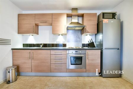 2 bedroom apartment to rent Stillwater Drive, Manchester, Greater Manchester, M11 - Photo 5