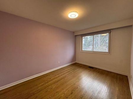 For Lease - 16 Whitelock Crescent, Toronto, Ontario - Photo 3