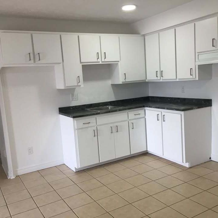 BEAU 4 ½| INTERNET-EAU CHAUDE|EN PROMO - Photo 1