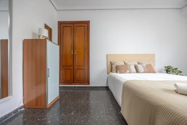 Carrer de Roís de Corella, Valencia, Valencian Community 46007 - Photo 1