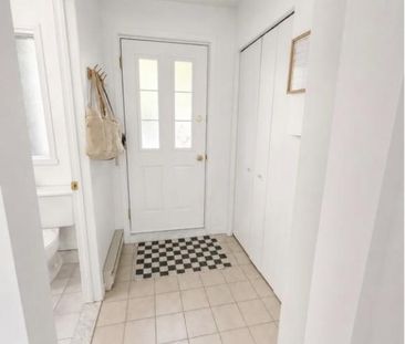 4½ sur 2 étages, Ste-Adèle - Photo 2