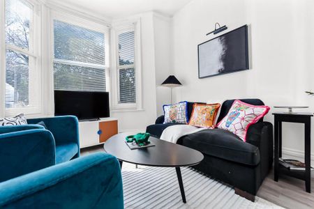 2 bedroom serviced apartment to rent - Photo 3