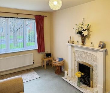 2 bedroom House To Let Total Size: 666 SQ FT - Photo 1