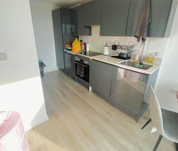 Studio to rent - Photo 4