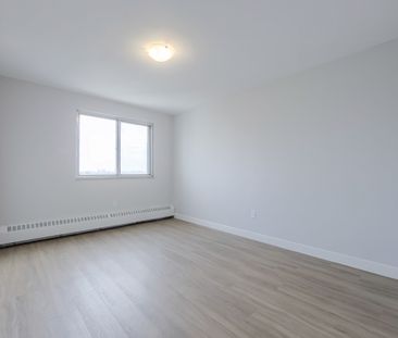 Alpine Apartments - 1 Bedroom - Photo 2