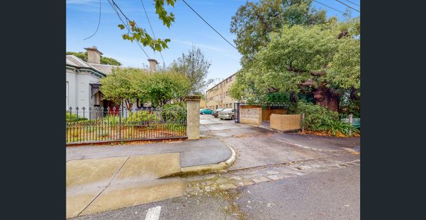 13/20 Mantell St, Moonee Ponds VIC 3039 - Photo 1