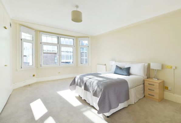 5 Bedroom Flat - Photo 1