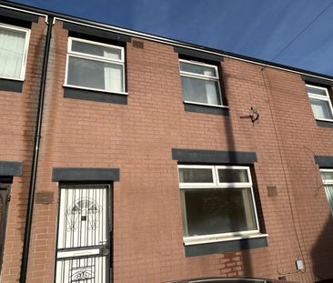 Cautley Road, Cross Green, LS9 - Leeds - Photo 2
