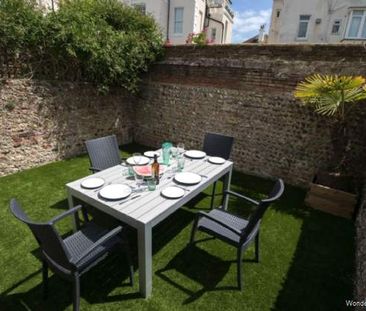 2 bedroom property to rent in Hove - Photo 5