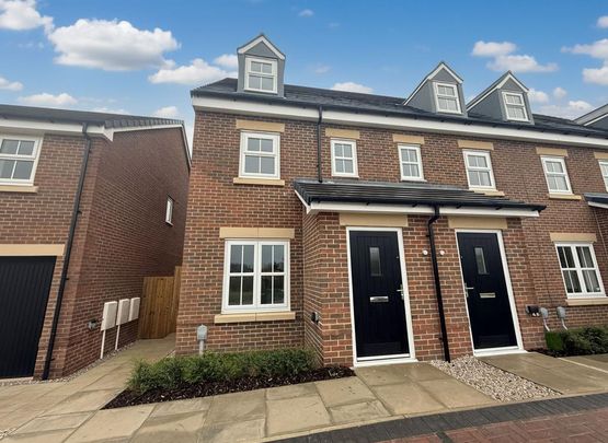 3 bedroom end of terrace house to rent - Photo 1