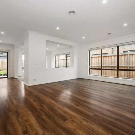 For Rent - 26 Bluewren St, Kurunjang - Photo 2