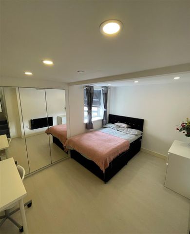 Richmond Parc, Richmond Road, Cardiff - Photo 5