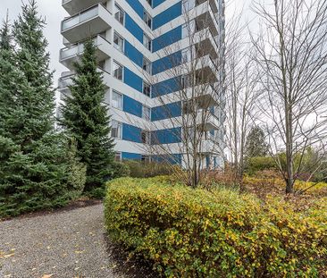 Park Towers - Photo 6