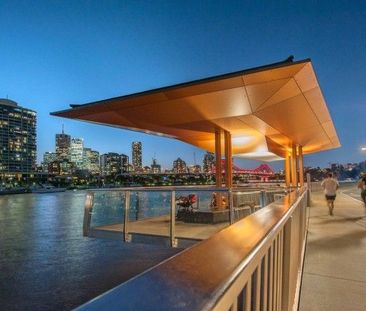 Top-Level Apartment with Water Views â Spacious 2-Bed, 1.5 Bath i... - Photo 3