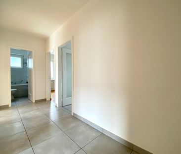 Stadtgrenze Biel/Nidau - Renovierte 3-Zimmerwohnung mit Balkon - Photo 5